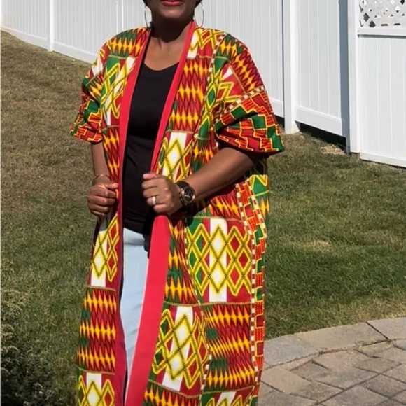 New Kimono/Jacket. One size fits up to size U.S 18. Length 62 inches - Picture 3 of 3